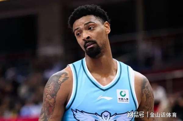 亚博体育登录入口-掀翻联盟第4！2名辽粤弃将成功臣，一个6中5砍2双，一个末节12分